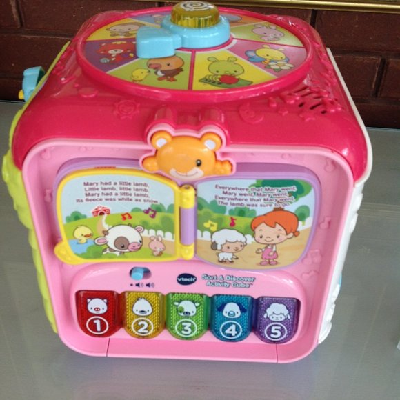 VTech Sort & Discover Learning & Development Activity Cube - Picture 1 of 7